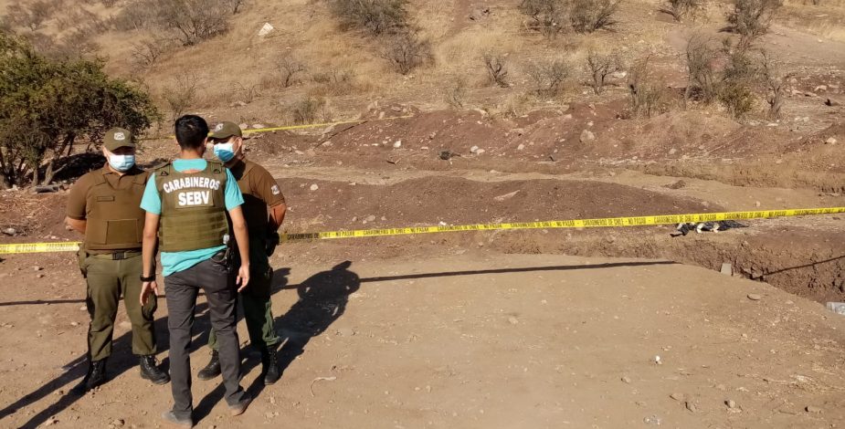 Carabineros Indaga Hallazgo De Restos Humanos En Cerro Renca