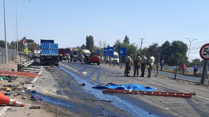 Dos personas fallecidas dejó accidente de tránsito en la Ruta 5 Sur