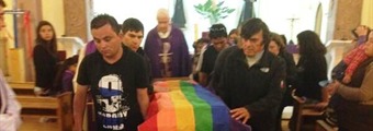 Familia de Wladimir Sepúlveda pidió justicia durante el funeral del joven gay asesinado