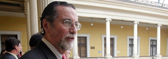 Rector Pérez cuestionó que universidades privadas quieran ser consideradas públicas