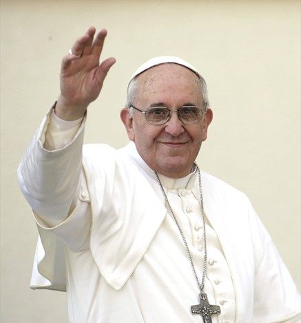 El Papa autoriza a todos los sacerdotes absolver el pecado del