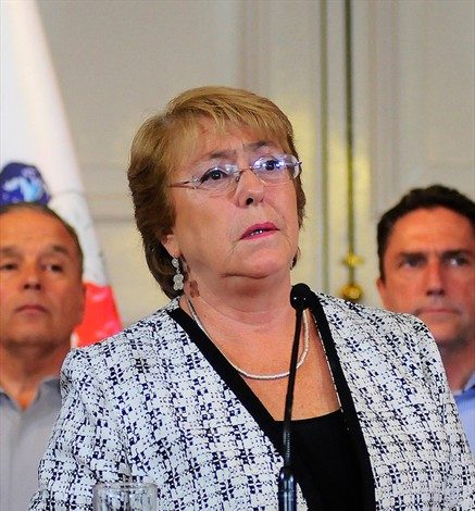 Revista brasileña vinculó a OAS con la campaña de Michelle Bachelet