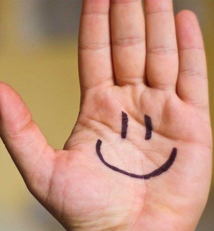 Día Internacional de la Felicidad: Estas son las causas más grandes de la infelicidad en Chile