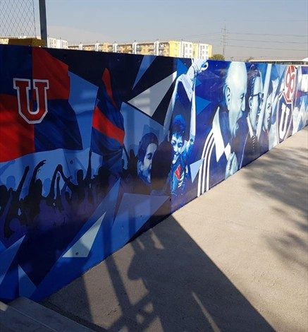 Universidad de Chile cumple 91 años e inaugura mural en el CDA