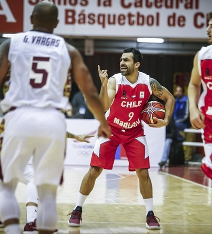 Erik Carrasco: "Jugaremos ante equipos muy superiores a nosotros"