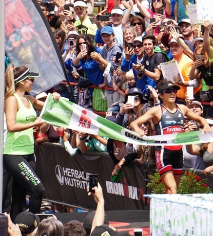 Bárbara Riveros se consolidó como la ganadora del IronMan 70.3