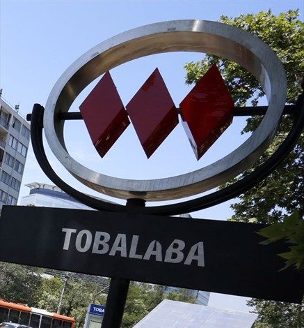 Metro de Santiago informó que estación Tobalaba se encuentra funcionando