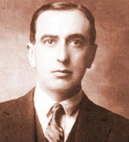 Google celebra los 127 años del natalicio de Vicente Huidobro con artístico doodle