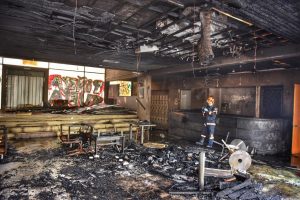 Un incendio afectó a Café Literario de la comuna de Providencia