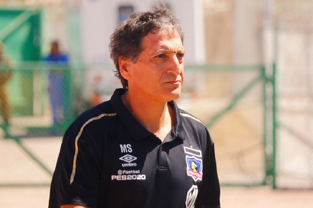 El potente mensaje que la Garra Blanca le mandó a Mario Salas pidiendo su salida de Colo Colo