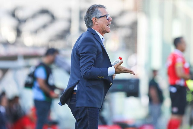 Holan tras suspensión del clásico: "No hay palabras"