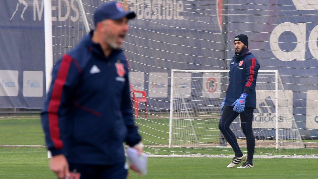 Hernán Caputto sobre la salida de Johnny Herrera: "El tiempo seguramente nos dará la razón de su salida"