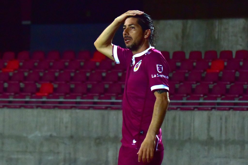 "Pajarito" Valdés publicó video de freestyle tras salida de Mario Salas: "Esto es el karma en su máxima expresión"