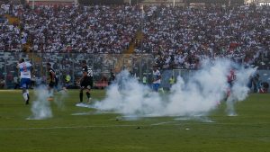 Colo Colo arriesgaría hasta cinco partidos de suspensión por incidentes en el clásico