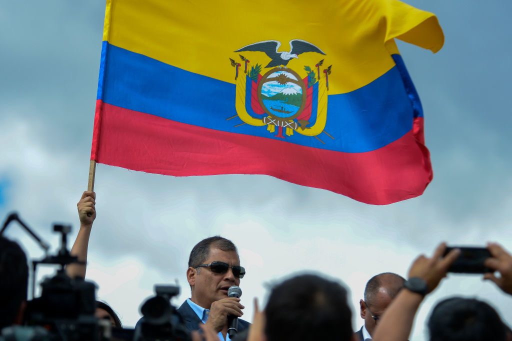 Sigue juicio político contra expresidente Rafael Correa Sigue juicio político contra expresidente Rafael Correa