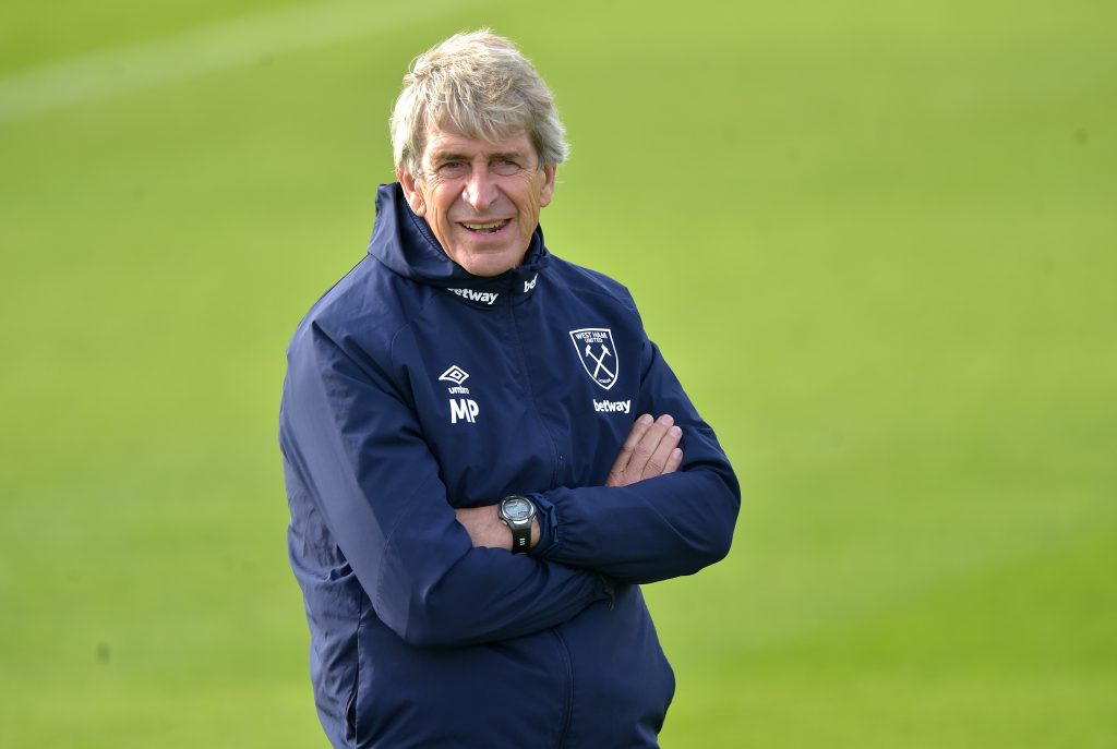 Manuel Pellegrini estaría entre las opciones para dirigir al Milan