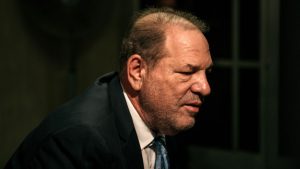 Harvey Weinstein, culpable de un acto sexual criminal y violación en tercer grado