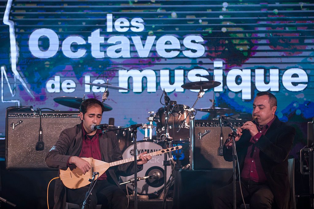 Vardan Hovanissian & Emre Gultekin, Satingarona The BongoHop, Tuuletar y más en MundoVivo