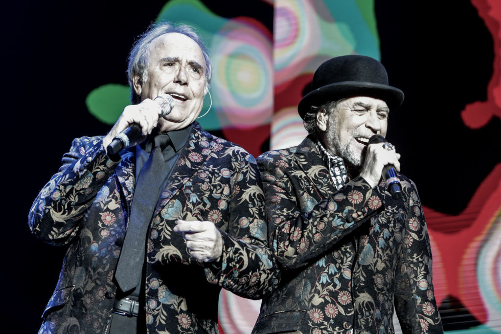 Sabina y Serrat