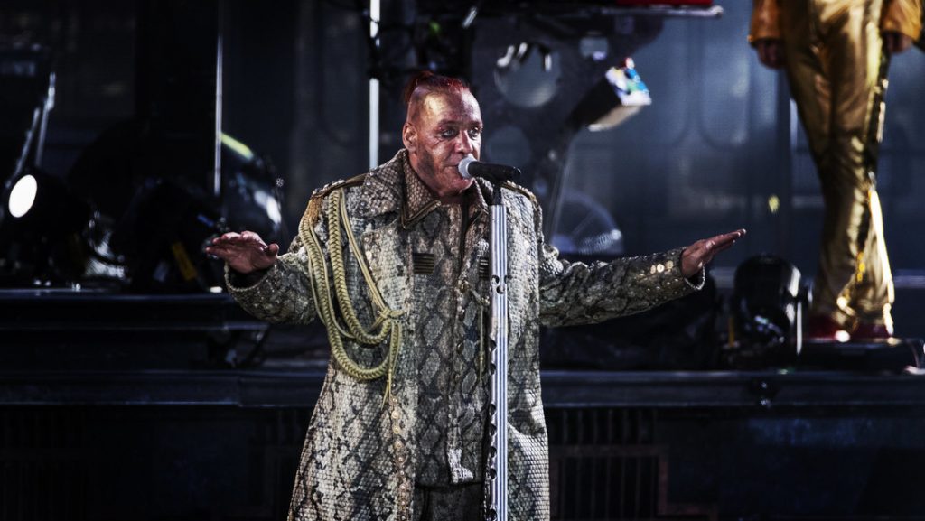 Till Lindemann de Rammstein se encontraría en la UCI luego de contraer coronavirus