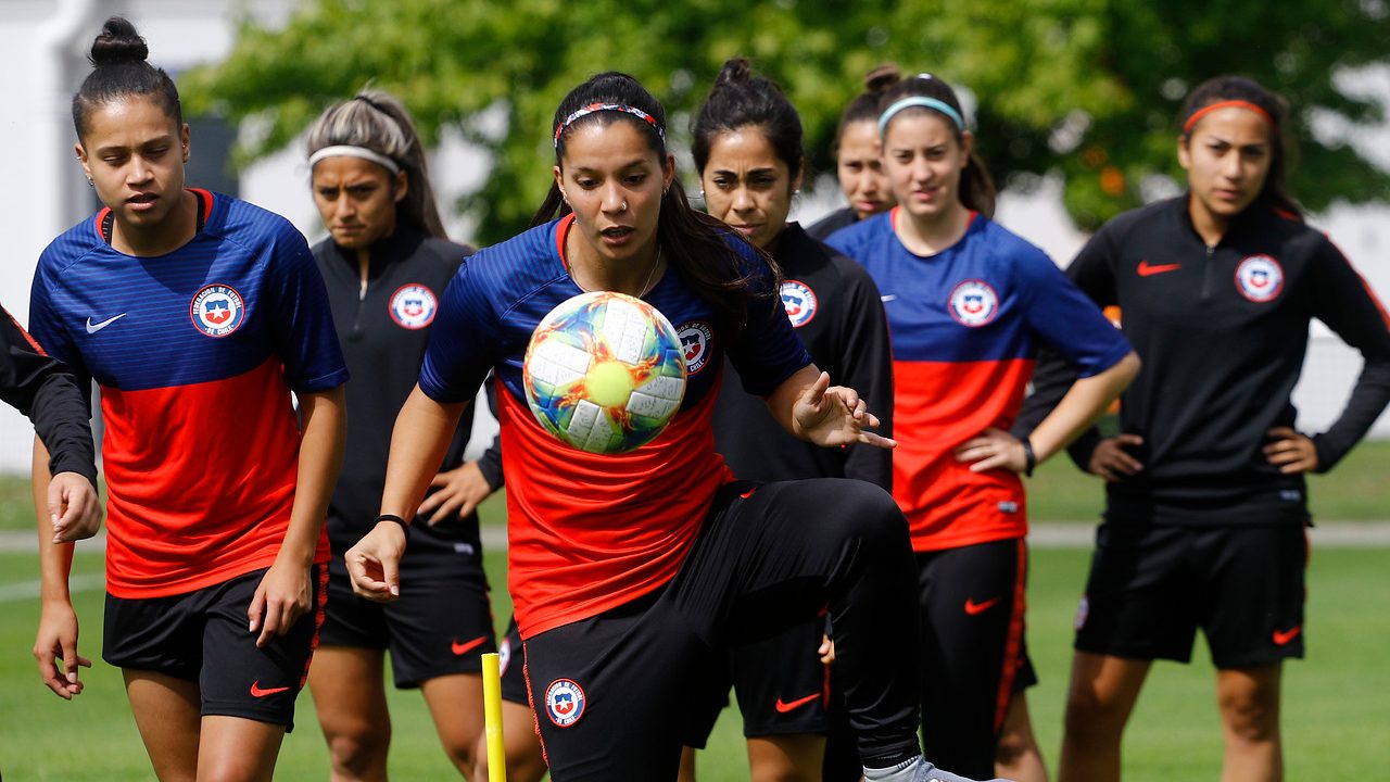 FIFA aplazó el repechaje olímpico entre Chile y Camerún ...