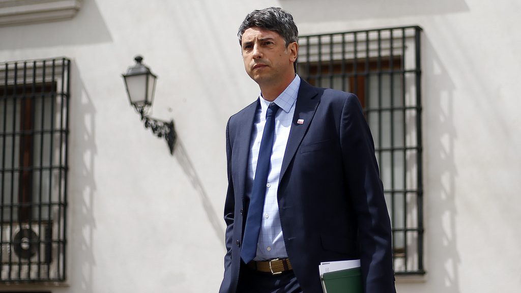 Ministro de Ciencia: Necesitamos prepararnos para cuando afrontemos las semanas más difíciles