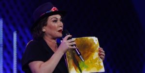 Crean perfil de Twitter con personaje que Javiera Contador inventó para su rutina de Viña 2020