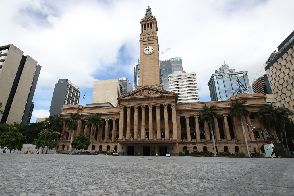 Una plaza central se encuentra vacía en la ciudad australiana de Brisbane por la epidemia del coronavirus