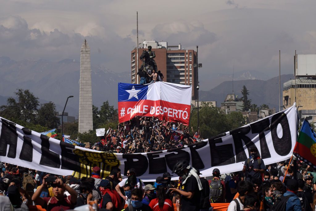Carlos Ruiz y el estallido de octubre: "Tiene que ver con los grados de incertidumbre que vive la gente"