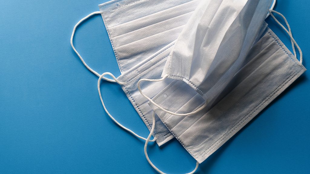 Minsal informó que hay 3.404 casos de coronavirus en Chile y 18 fallecidos