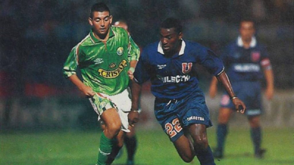 Ex jugador de la U se sintió halagado por inspirar el apodo del stripper "Negro Mafla"