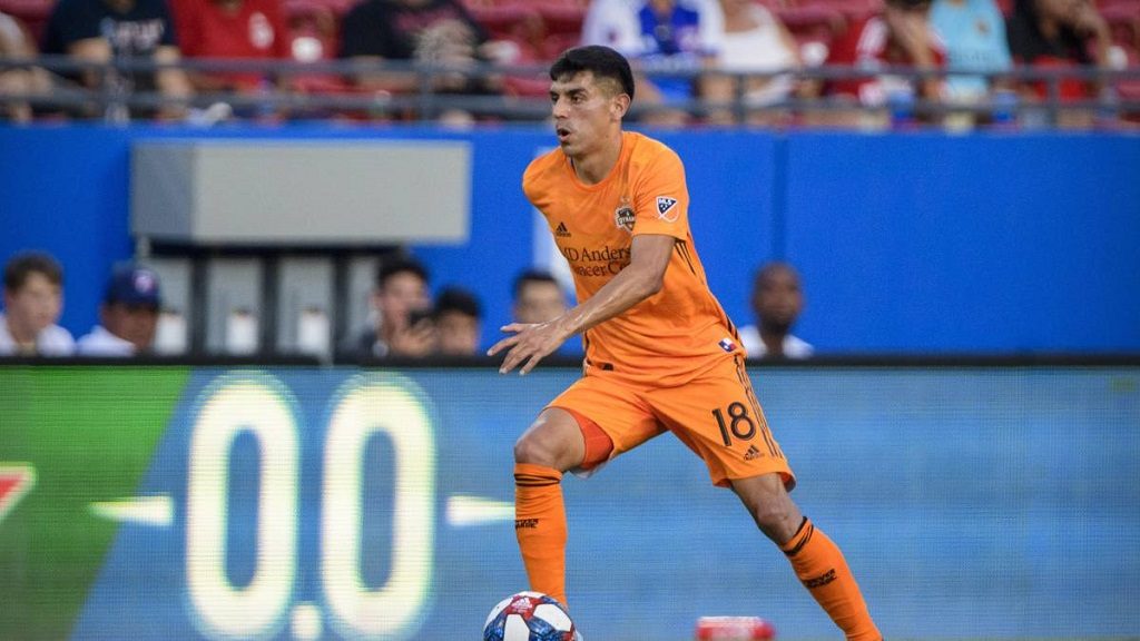 Futbolista chileno que juega en Estados Unidos le mandó un particular mensaje a Donald Trump debido al coronavirus