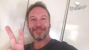 Martín Cárcamo explicó la polémica portada que protagonizó para el 8M