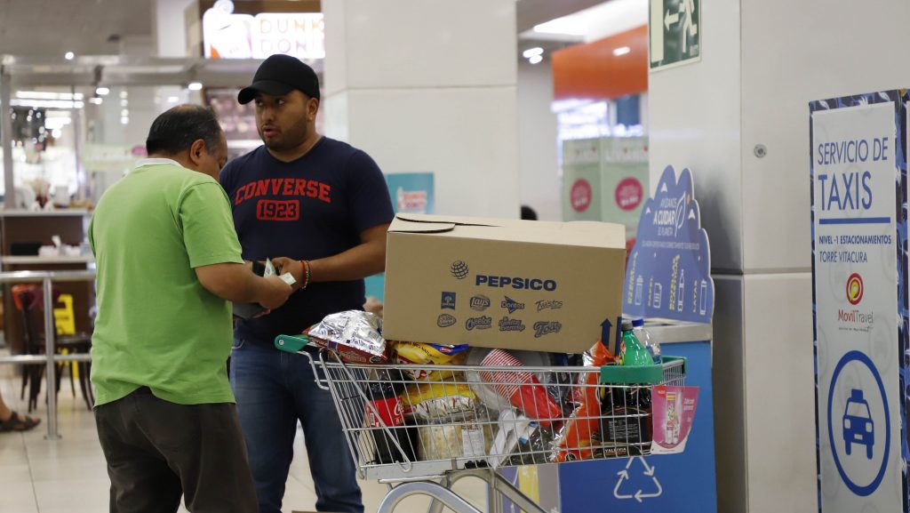 Organizaciones de consumidores y colusión de pollos: valoraron aumento de la multa