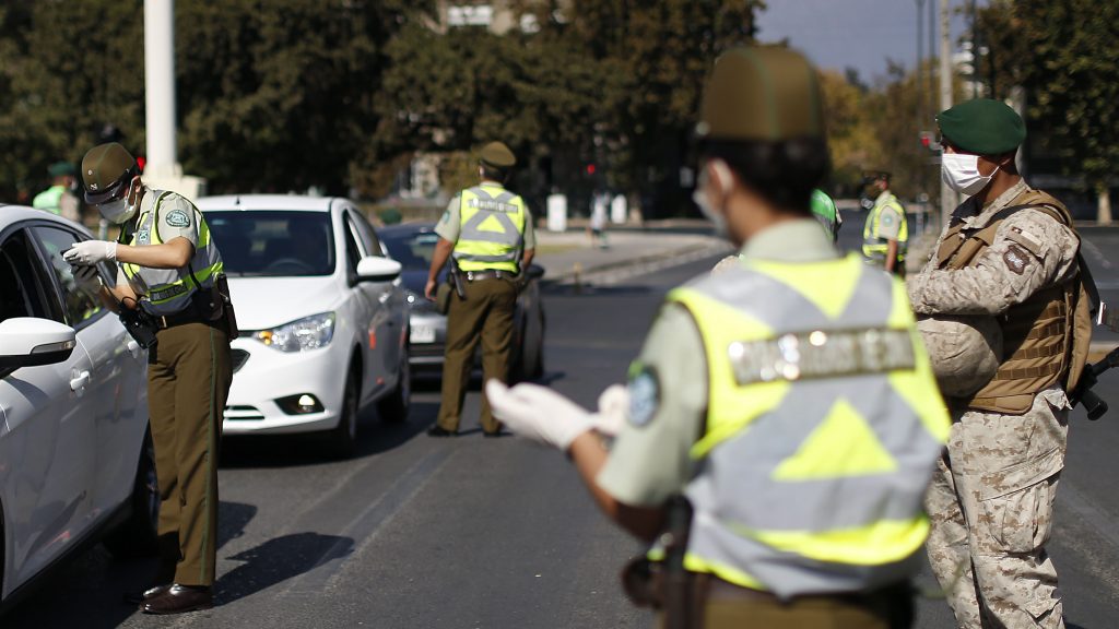 Policías y FF.AA. suman a 124 efectivos contagiados y más de 700 en cuarentena