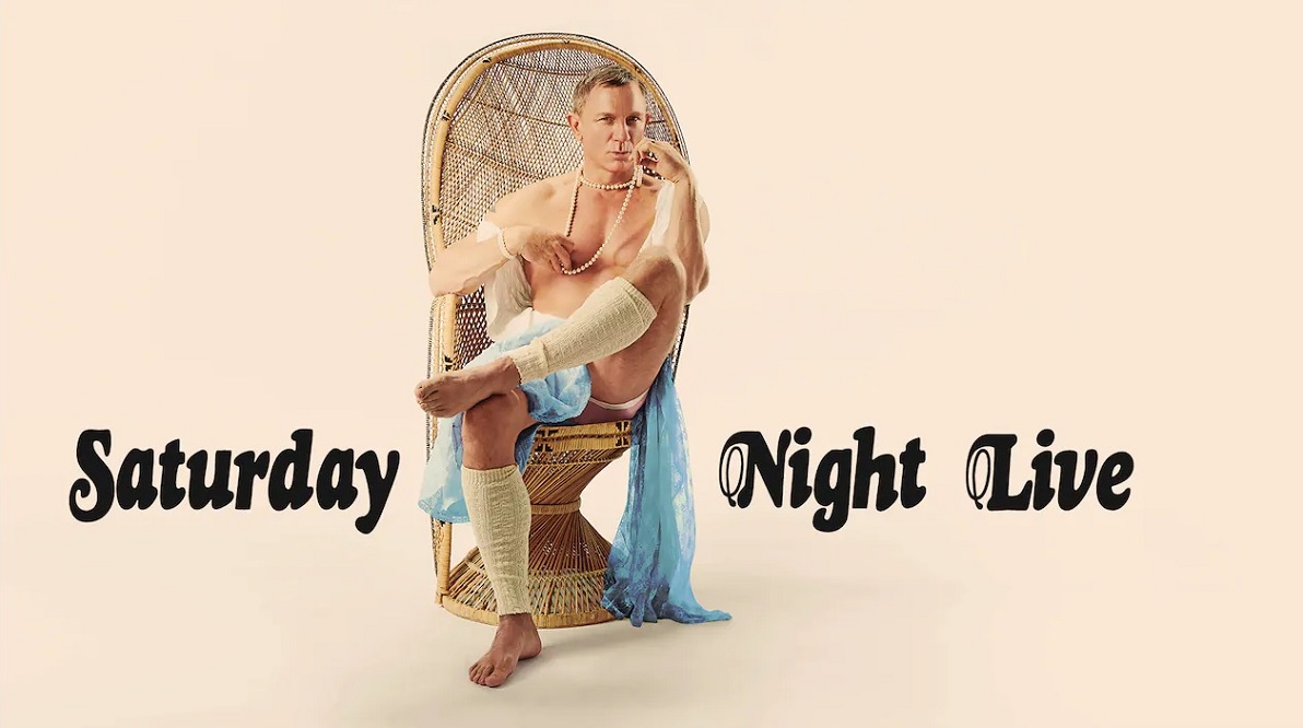 Una imagen de campaña del episodio de SNL con Daniel Craig