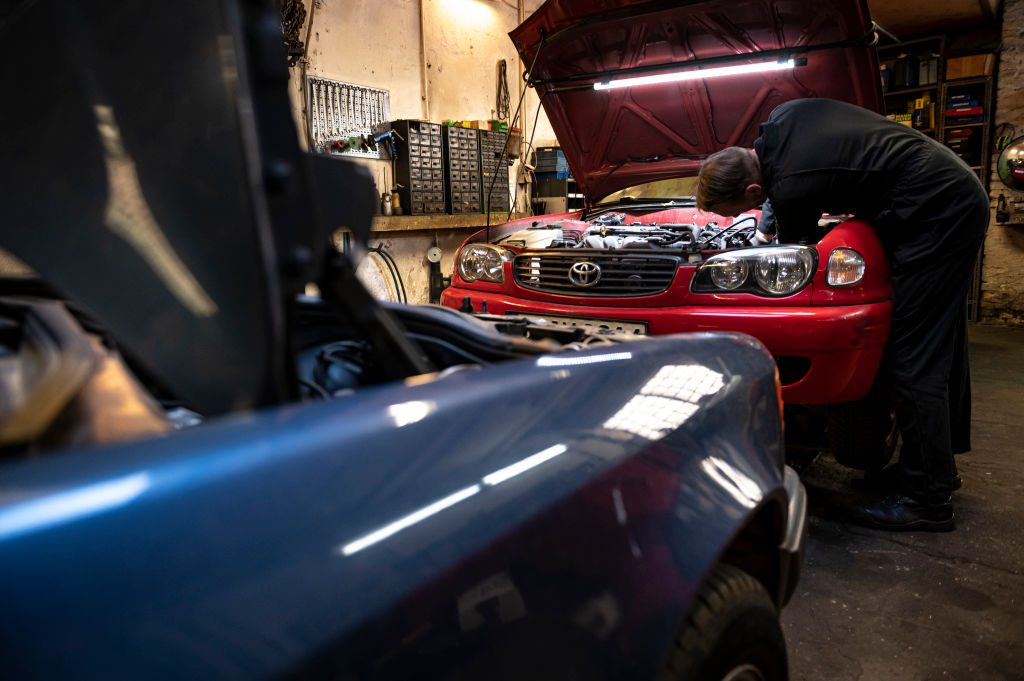 ADN Motor: ¿Cómo puedo reparar o mantener mi automóvil de forma segura y sin salir de casa?