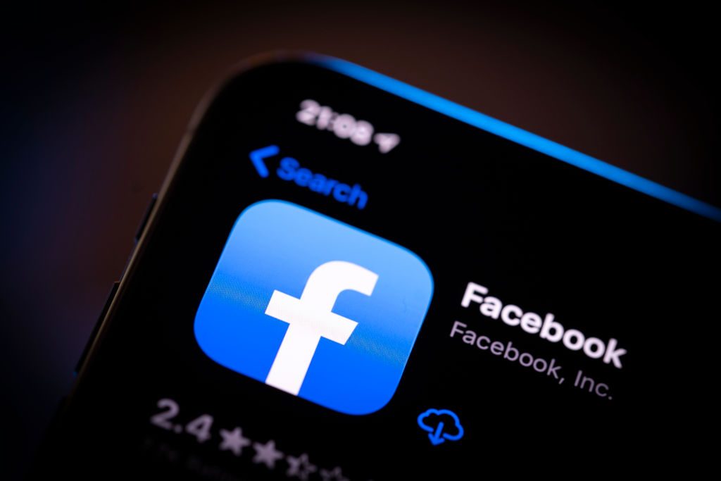 Usuarios reportan problemas en Instagram, Facebook y Whatsapp