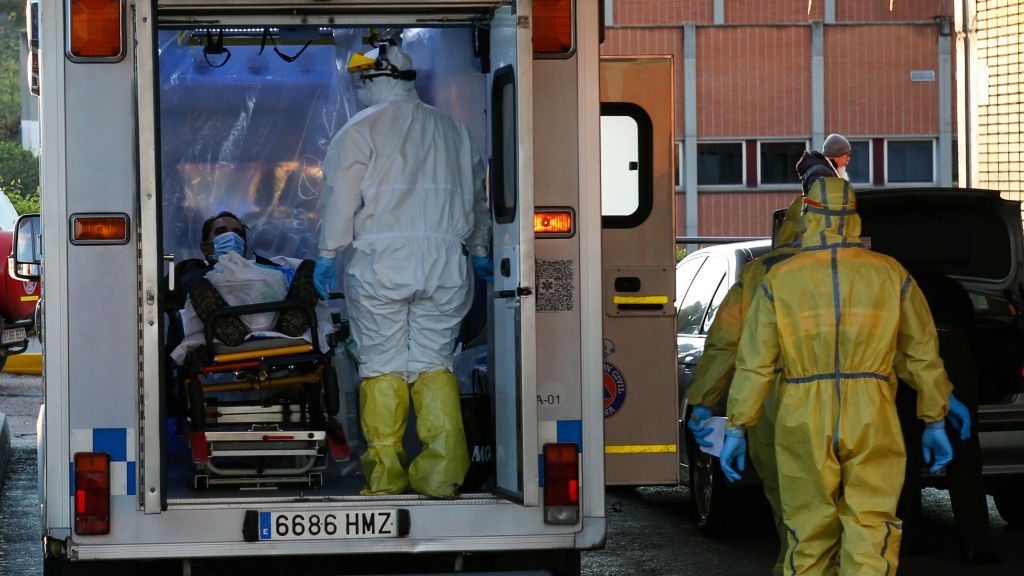 España superó los 10 mil muertos por coronavirus Covid-19