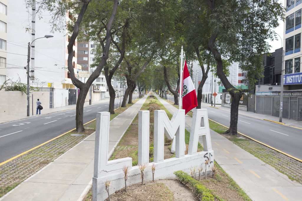Las calles vacías en la capital peruana Lima durante el aislamiento por el Covid-19