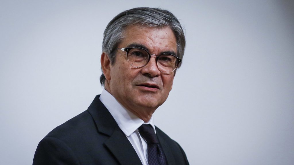 Presidente del Banco Central y "shock abrupto" en la economía: "Así como llegó, también se puede ir"