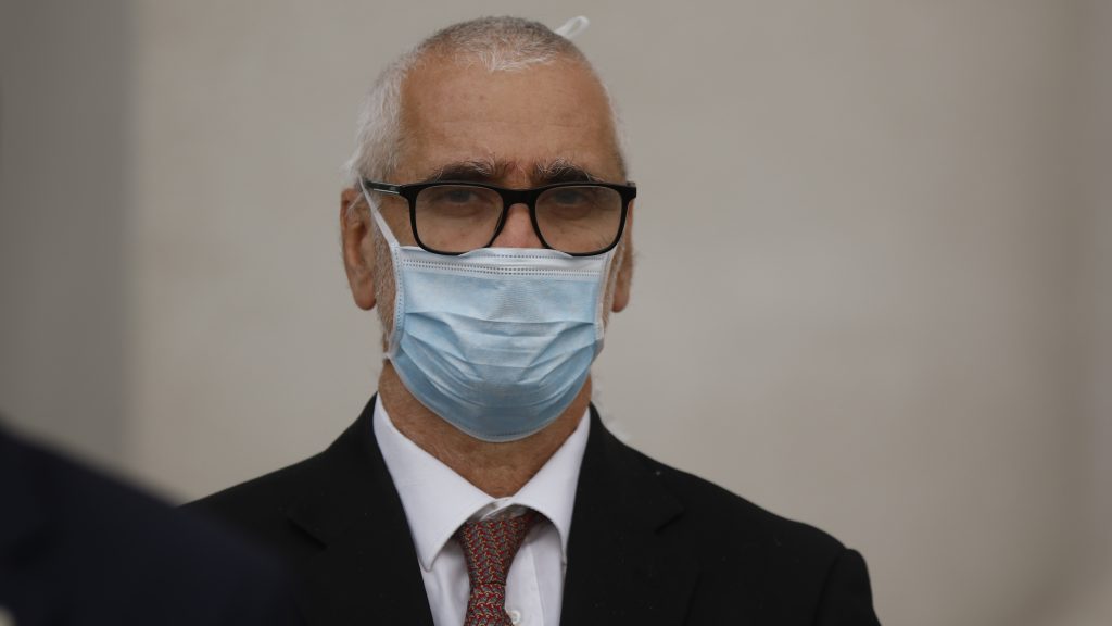 Representante de la OPS/OMS en nuestro país: "Chile tiene el mejor equipo" para enfrentar la pandemia
