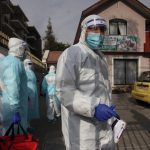 Más de 800 adultos mayores residentes en hogares han dado positivo por coronavirus