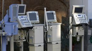 Documento de Sochimi afirma que uso de "splitter" para pacientes Covid-19 debe ser utilizado como última estrategia