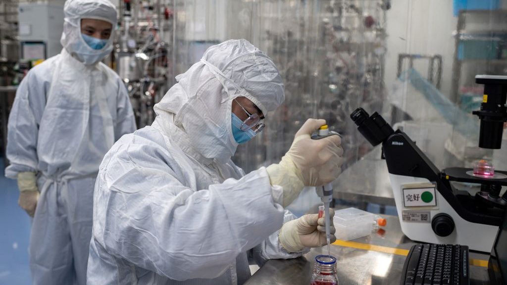 China descubrió coronavirus Covid-19 en envases de calamar importados