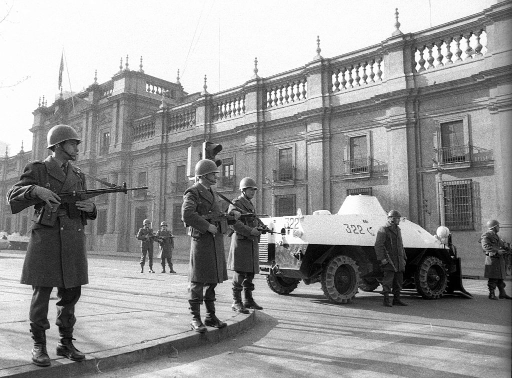 Condenan a ocho militares en retiro por 26 homicidios de la