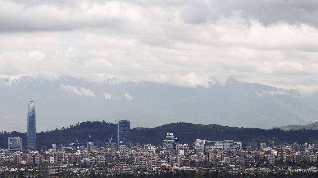 Nubosidad parcial: revisa el pronóstico del tiempo para este jueves en Santiago