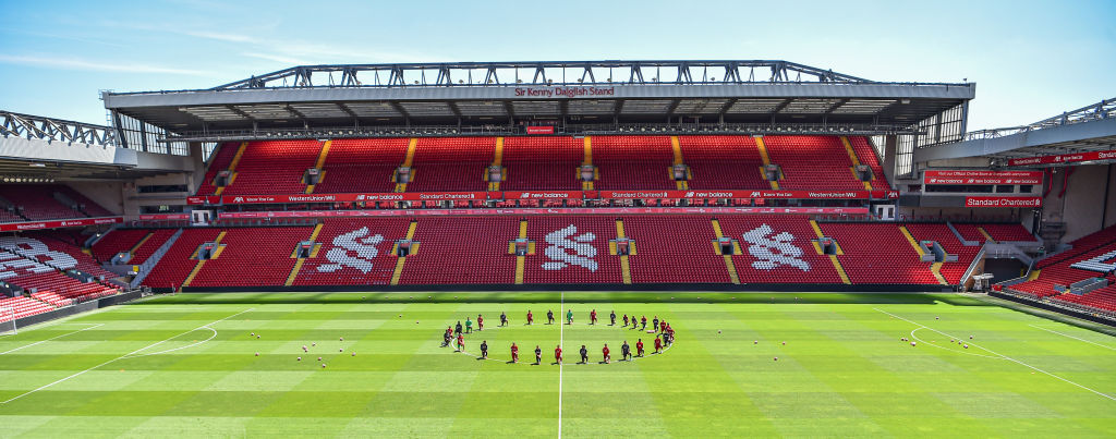 Liverpool contra el racismo en el Estadio Anfield
