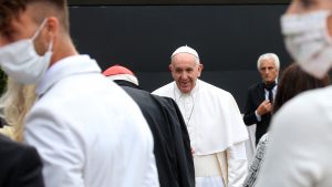 Papa Francisco: "No podemos pretender estar sanos en un mundo que está enfermo"