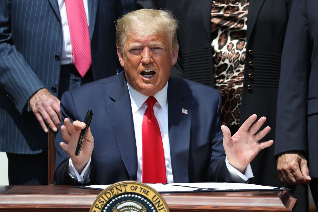 Desempleo en Estados Unidos disminuyó en relación al mes anterior sorprendiendo a analistas